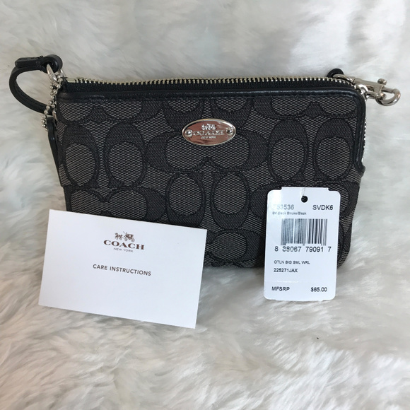 COACH Corner Zip Wristlet NWT Black Smoke - Picture 6 of 6